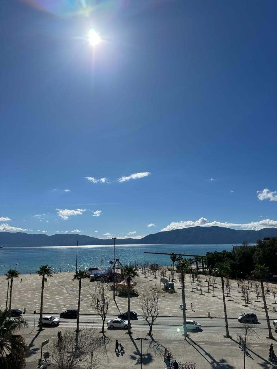 Beachfront Apartamento Vlorë