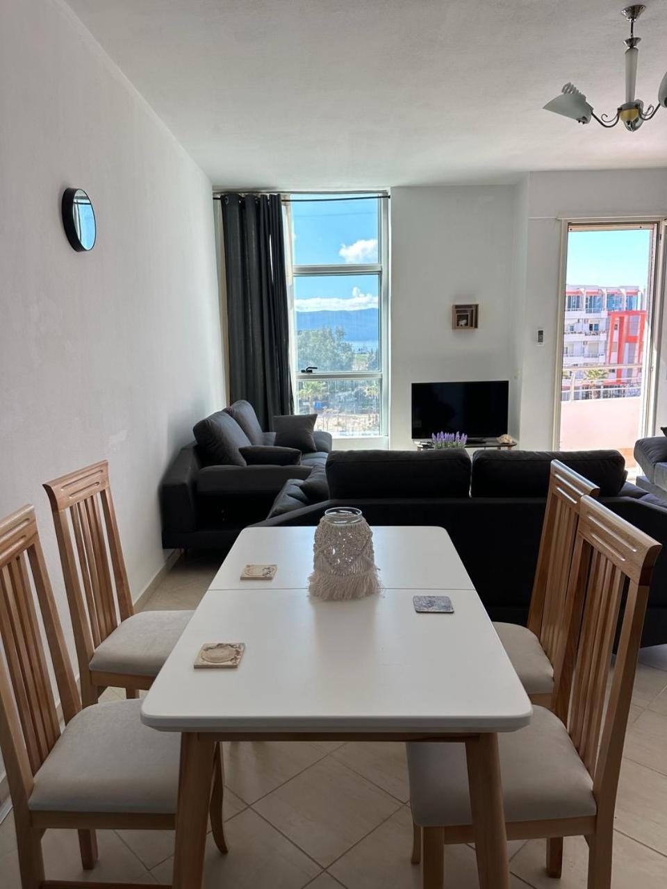 Beachfront Apartamento Vlorë